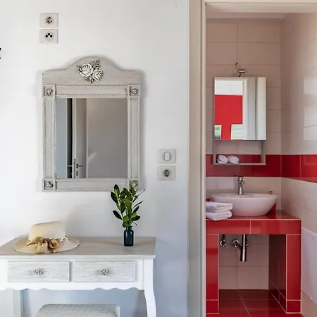 Villa Luxury With Private Pool In Skopelos, Ideal For Families, Aelia By Kardous Alikias
