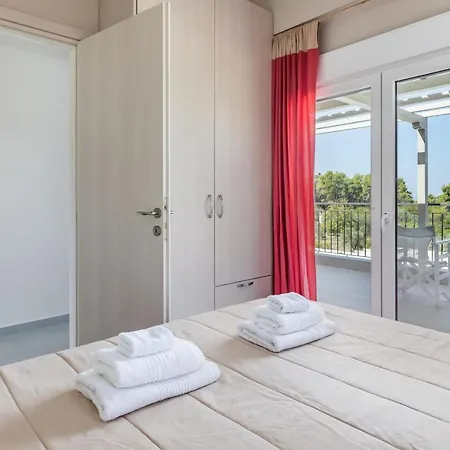 Villa Luxury With Private Pool In Skopelos, Ideal For Families, Aelia By Kardous Alikias