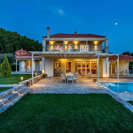Villa Luxury With Private Pool In Skopelos, Ideal For Families, Aelia By Kardous